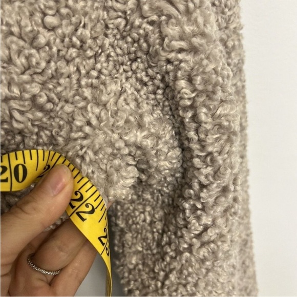 AVA KRIS KARLIE oversized sherpa bomber jacket in size Small - Picture 7 of 10